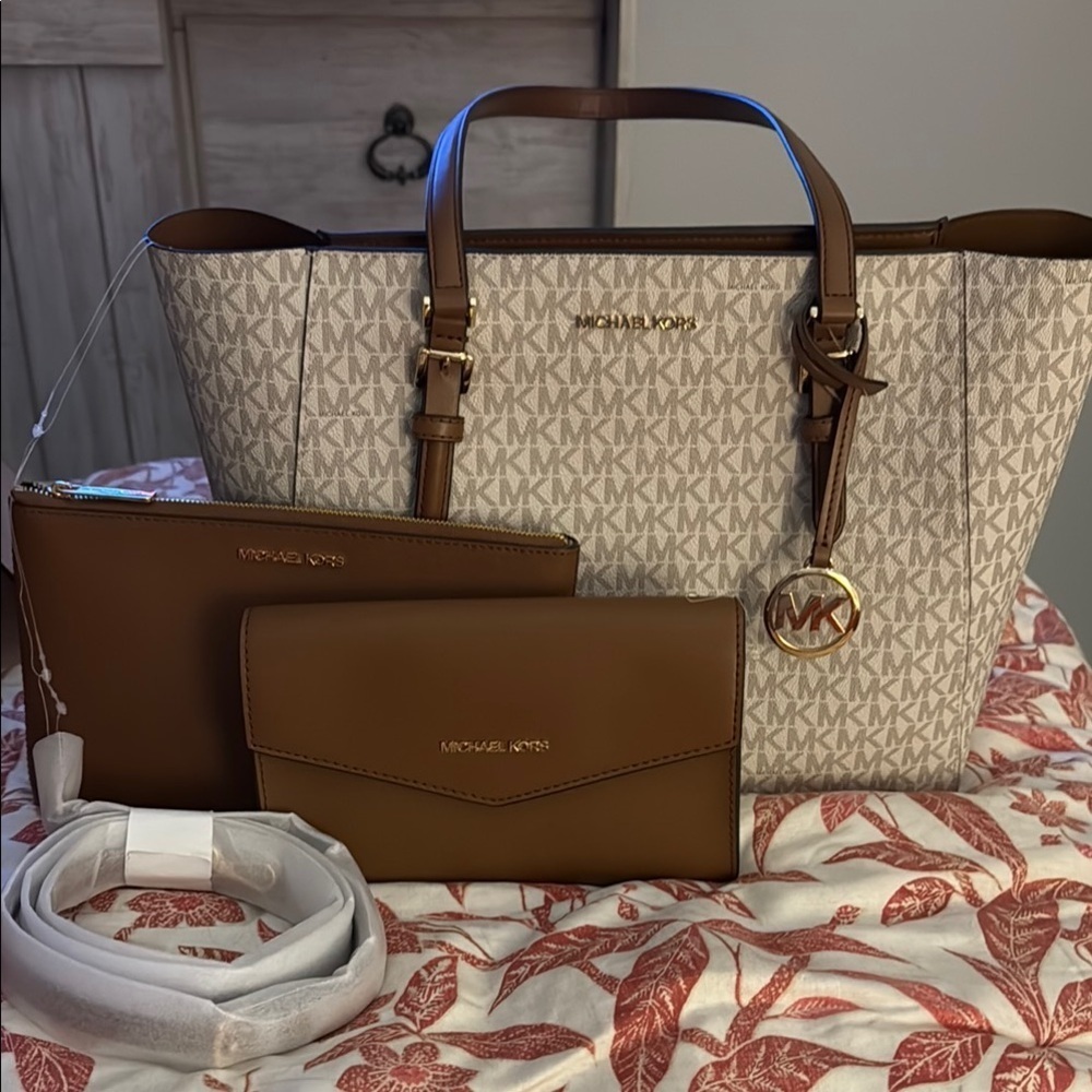 3 Michael Kors Brown and Cream bags